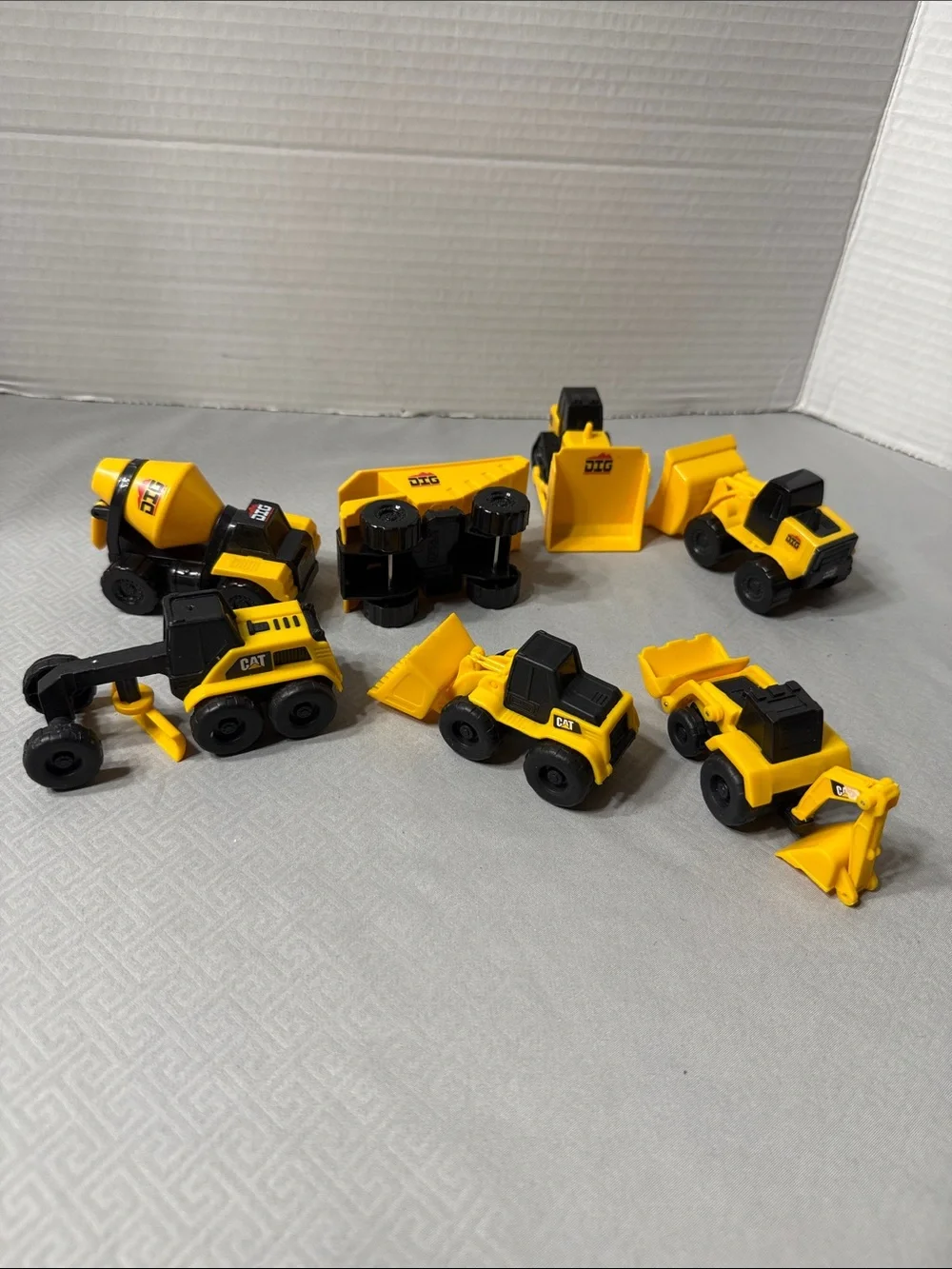 N/A bright yellow